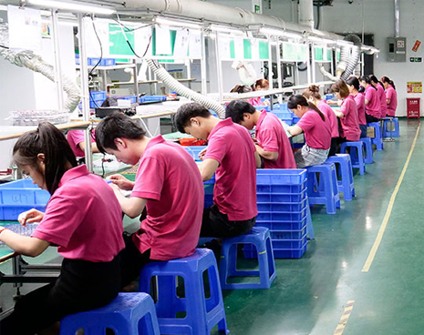 專業團隊、自主研發